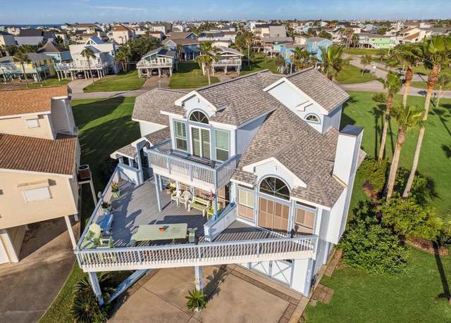 Property at 4109 Fiddler Crab Ln, Galveston, TX 77554, 3 beds, 3 baths