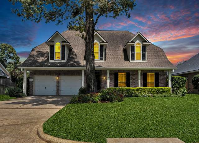 Property at 31322 Capella Cir, Tomball, TX 77375, 4 beds, 2.5 baths