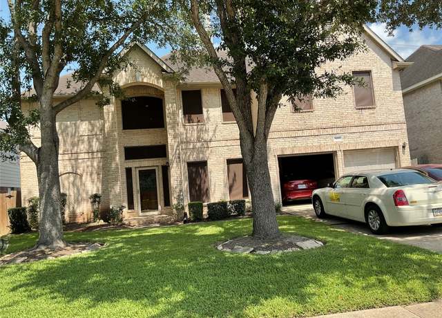 Property at 3035 Aspen Hollow Ln, Sugar Land, TX 77479, 4 beds, 2.5 baths