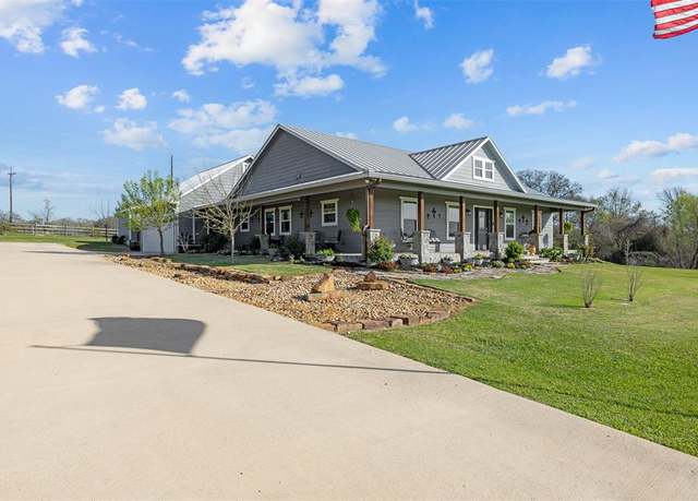 Property at 1858 Valley View Dr, Anderson, TX 77830, 3 beds, 2 baths