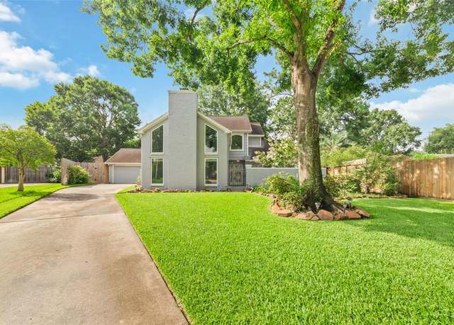Property at 9007 Rocky Ln, Houston, TX 77040, 3 beds, 2.5 baths