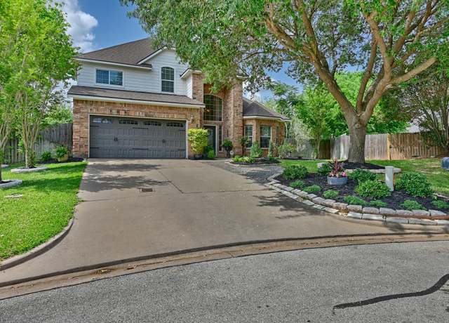 Property at 1117 Walnut Bnd, Brenham, TX 77833, 4 beds, 2.5 baths