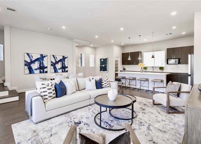 Property at 3111 La Branch St, Houston, TX 77004, 3 beds, 3.5 baths