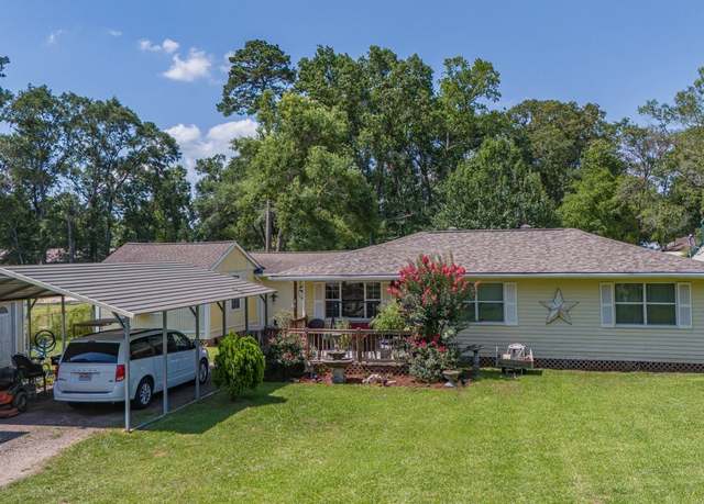 Property at 24027 Spears Cir, New Caney, TX 77357, 5 beds, 2 baths