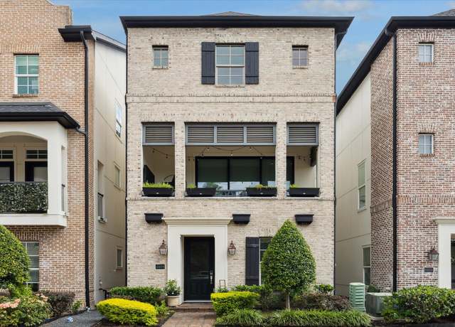 Property at 6019 Matthew Oaks Pl, Houston, TX 77007, 3 beds, 3.5 baths