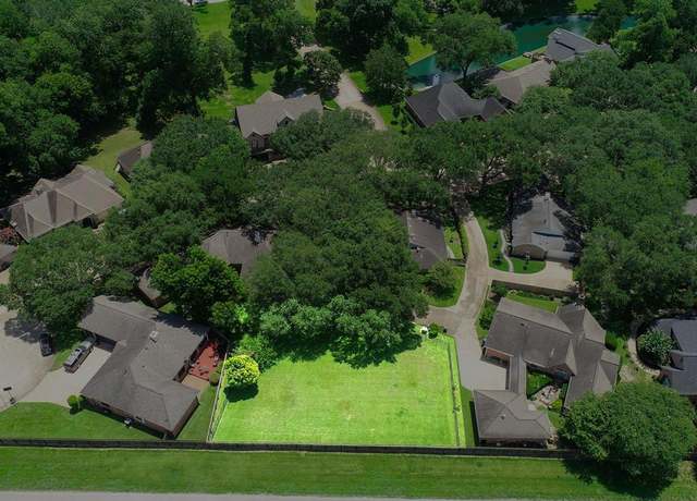Property at 4811 Lake Village Dr, Fulshear, TX 77441