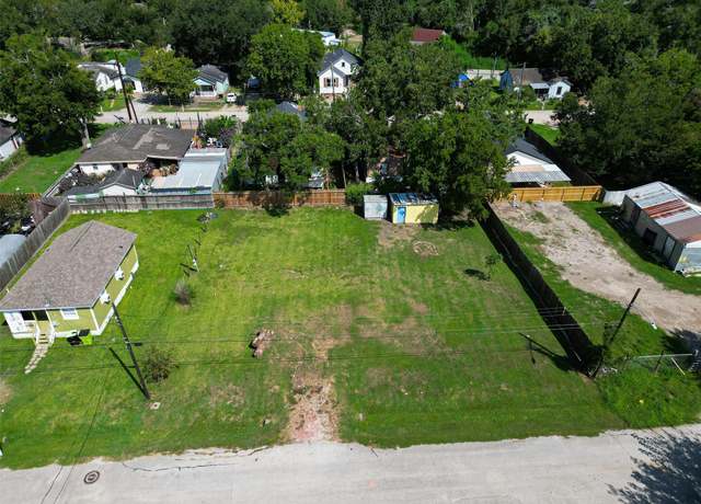 Property at 608 Maiden, Richmond, TX 77469