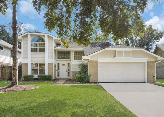 Property at 3327 Larkwood Ln, Sugar Land, TX 77479, 4 beds, 2.5 baths