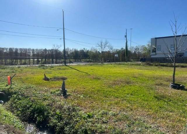 Property at 1403 Mystic St, Houston, TX 77020