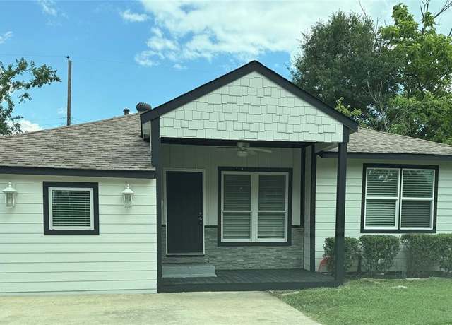 Property at 7029 Saint Augustine St, Houston, TX 77021, 3 beds, 2 baths
