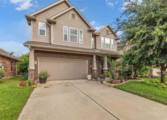 Property at 23823 Pennington Hills Dr, Spring, TX 77389, 4 beds, 3.5 baths
