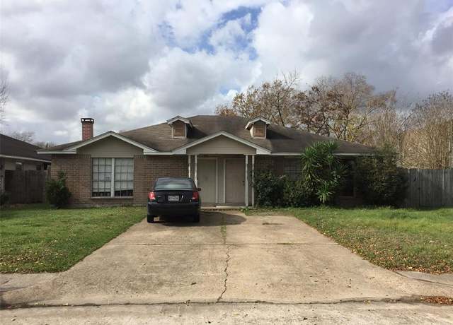 Property at 11023 Crinkleawn Dr, Houston, TX 77086, 2 beds, 1 bath