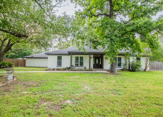 Property at 2410 Roman Forest Blvd, New Caney, TX 77357, 4 beds, 3.5 baths