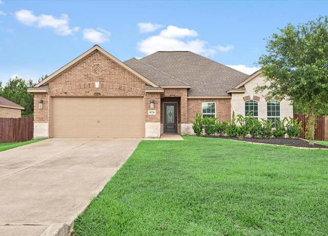 Property at 18716 Encinal Trl, Magnolia, TX 77355, 3 beds, 2 baths