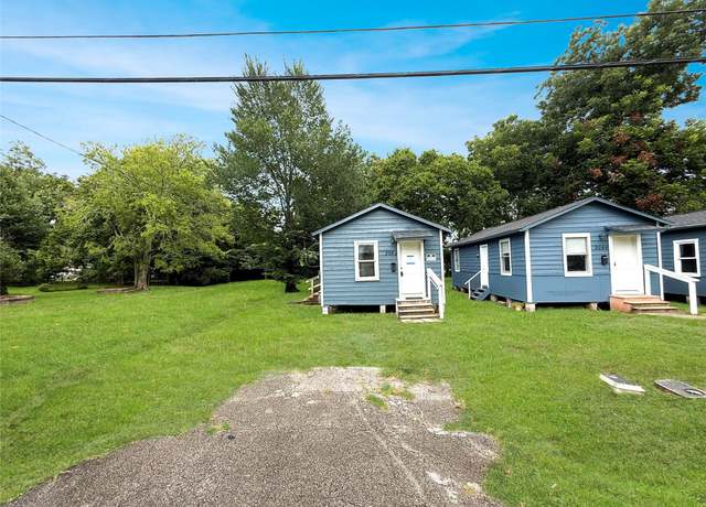 Property at 3046 W Crockett St, Beaumont, TX 77701, 1 bed, 1 bath