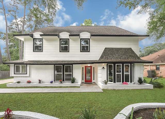Property at 725 Talmalge Hall Dr, Conroe, TX 77302, 4 beds, 2.5 baths