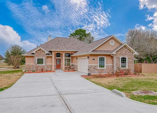 Property at 11 Bluebonnet, Trinity, TX 75862, 3 beds, 2 baths