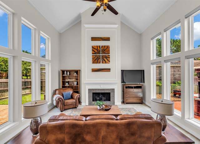 Property at 25607 Ryans Creek Ct, Katy, TX 77494, 5 beds, 3.5 baths