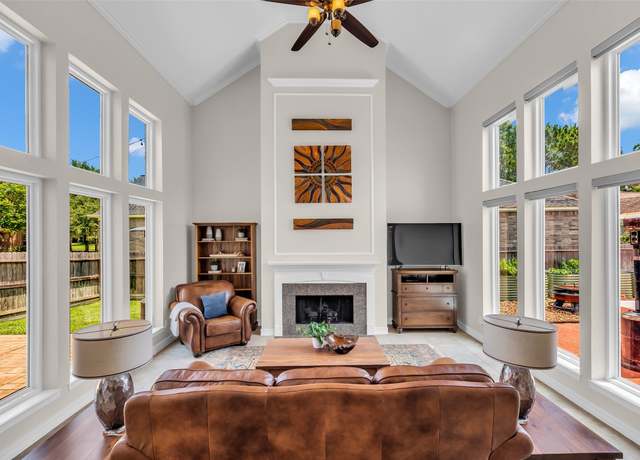 Property at 25607 Ryans Creek Ct, Katy, TX 77494, 5 beds, 3.5 baths