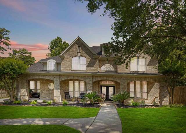 Property at 259 W Thorn Way, Houston, TX 77015, 4 beds, 3.5 baths