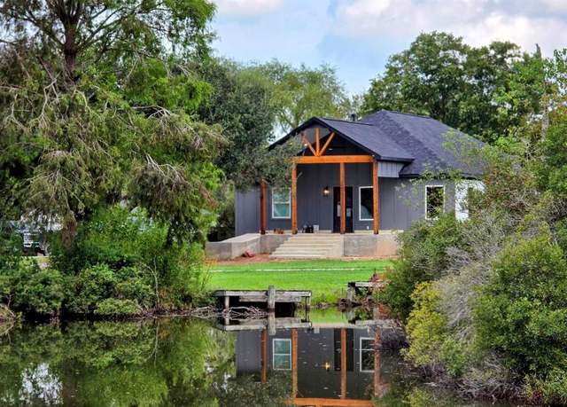 Property at 5221 Santo Park Rd, Dickinson, TX 77539, 3 beds, 2 baths