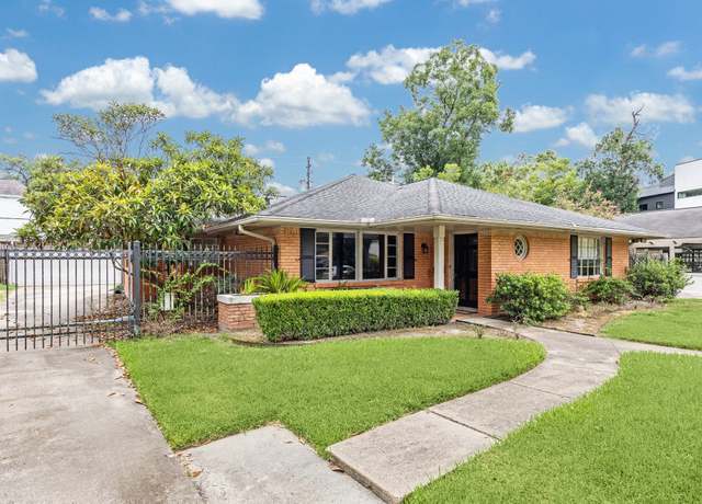 Property at 4610 Devon St, Houston, TX 77027, 3 beds, 3 baths