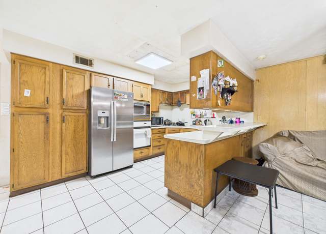 Property at 8206 Dillon St, Houston, TX 77061, 5 beds, 2 baths