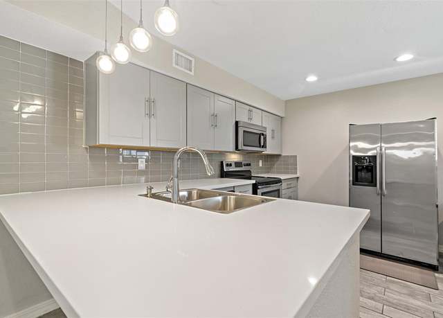Property at 9000 Bissonnet St #501, Houston, TX 77074, 2 beds, 2 baths