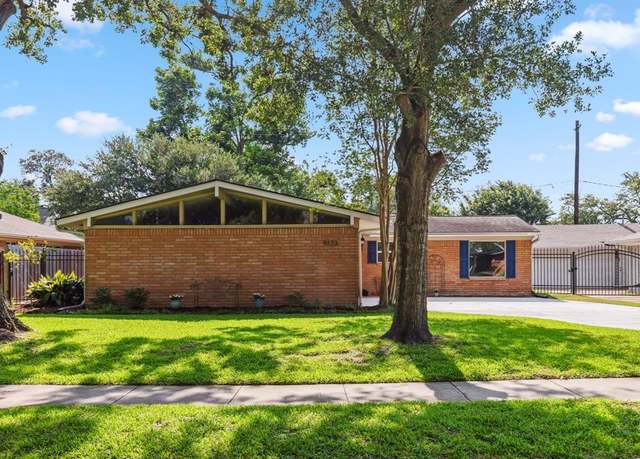 Property at 9123 Kapri Ln, Houston, TX 77025, 3 beds, 2 baths
