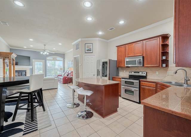 Property at 12422 Millridge Forest Ct, Houston, TX 77070, 3 beds, 2.5 baths