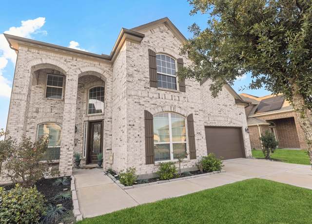 Property at 14011 Foyt Dr, Mont Belvieu, TX 77523, 5 beds, 4 baths