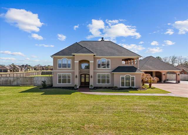 Property at 114 Lago Circle Dr N, Santa Fe, TX 77517, 5 beds, 3.5 baths