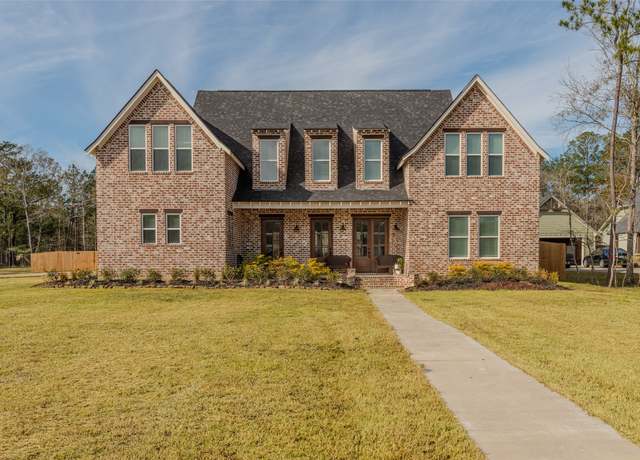 Property at 205 Talpa Trl, Lumberton, TX 77657, 5 beds, 4 baths