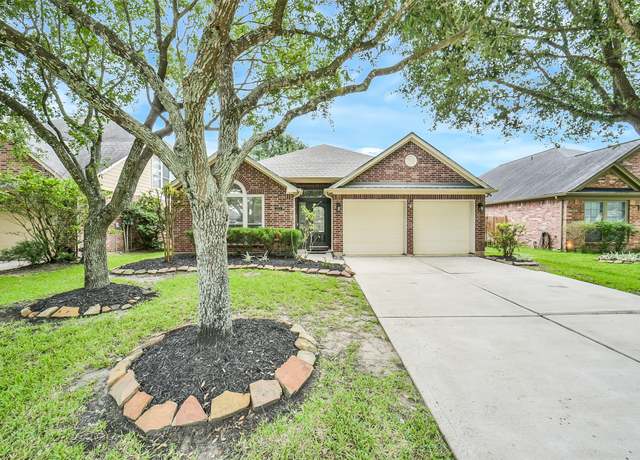 Property at 2531 Llano Springs Dr, Katy, TX 77494, 4 beds, 2 baths