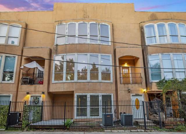 Property at 3004 Chenevert St, Houston, TX 77004, 3 beds, 3.5 baths