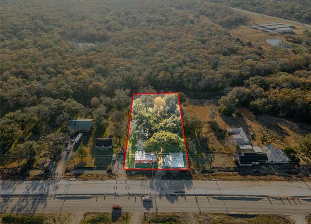 Property at 1014 S Columbia Dr, West Columbia, TX 77486
