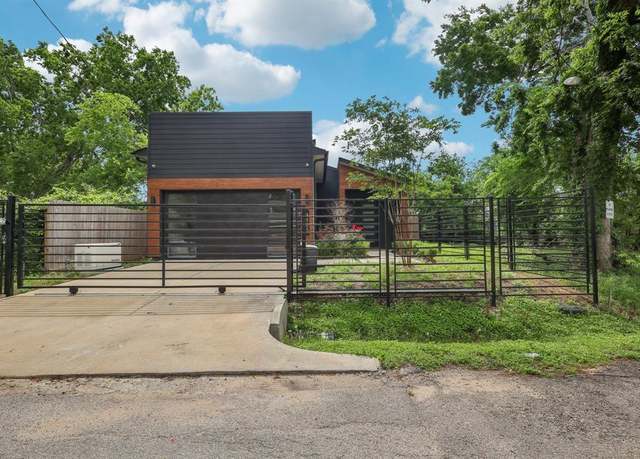 Property at 3505 Cobb St, Houston, TX 77004, 3 beds, 2 baths