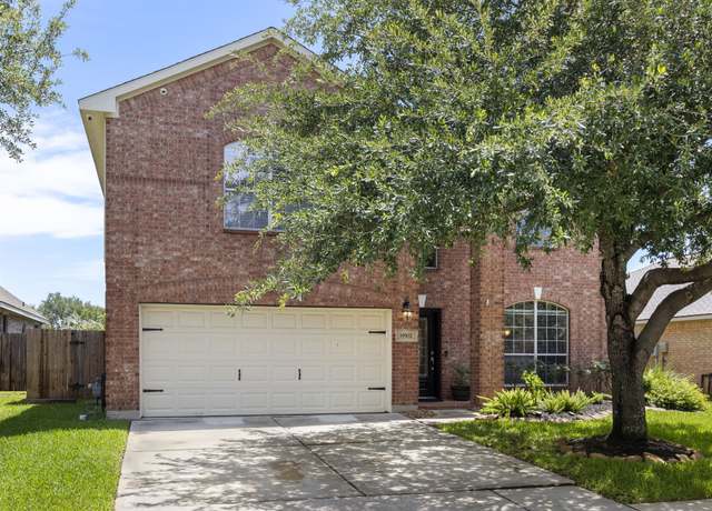 Property at 19502 Valkyrie Dr, Spring, TX 77379, 4 beds, 2.5 baths