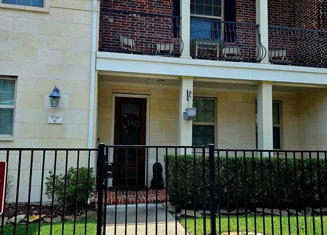 Property at 1715 Dominica Dr, Kingwood, TX 77345, 3 beds, 3.5 baths