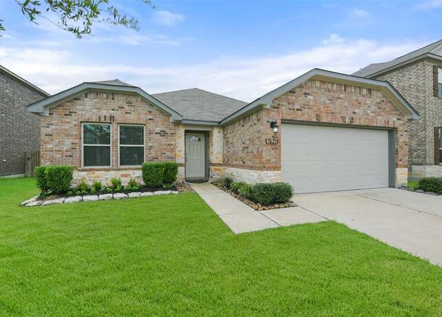 Property at 6911 Rosemont Ct, Rosharon, TX 77583, 4 beds, 2 baths