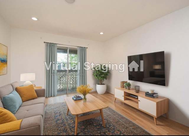 Property at 7200 Clarewood Dr #209, Houston, TX 77036, 1 bed, 1 bath