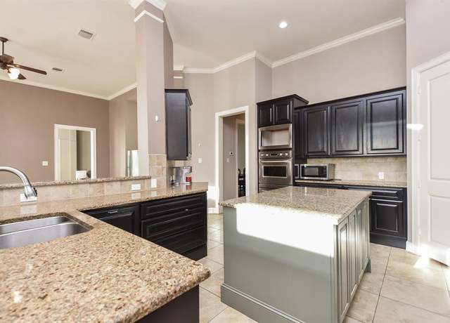 Property at 3104 Richard Ln, Friendswood, TX 77546, 4 beds, 4 baths