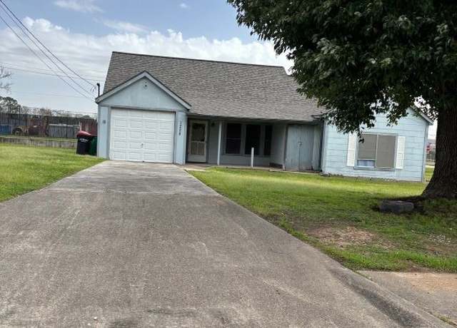 Property at 1228 Cypress St, Baytown, TX 77520, 3 beds, 2 baths
