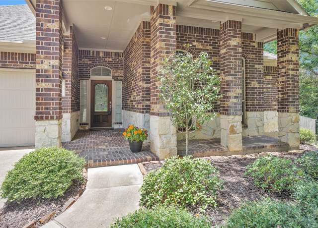 Property at 1900 Pagemill Ln, Conroe, TX 77304, 4 beds, 3.5 baths