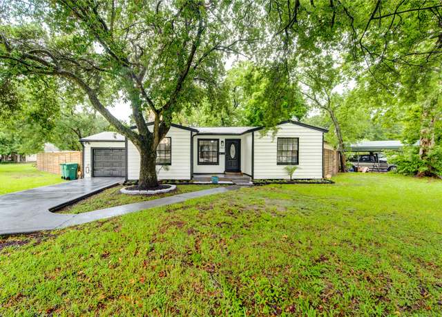 Property at 2907 Cedar Dr, La Marque, TX 77568, 2 beds, 1 bath