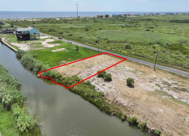 Property at 1102 Pennington St, Gilchrist, TX 77617