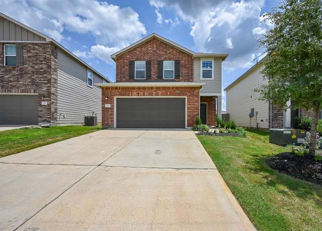 Property at 673 Amesbury Rd, Conroe, TX 77316, 4 beds, 3 baths