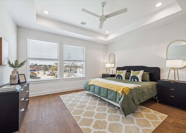 Property at 4711 Moving Meadows Dr, Houston, TX 77018, 3 beds, 3.5 baths
