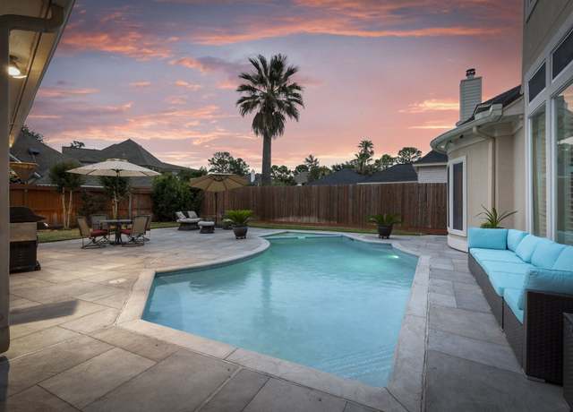 Property at 13207 Regency Oak Ln, Cypress, TX 77429, 4 beds, 3.5 baths