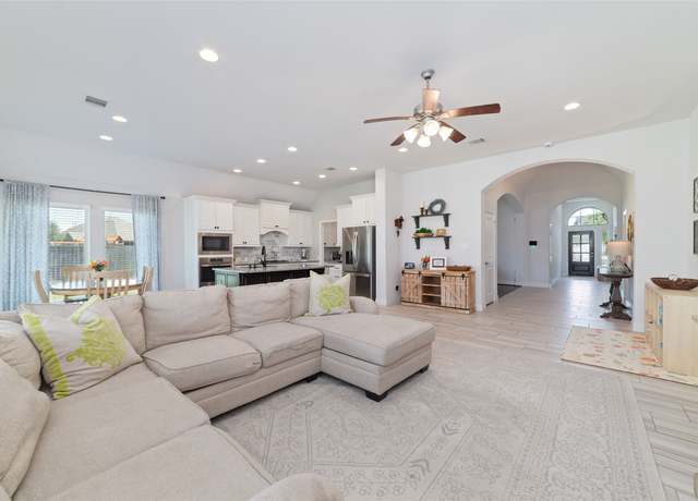 Property at 3503 Austen Ct, Iowa Colony, TX 77583, 4 beds, 2 baths